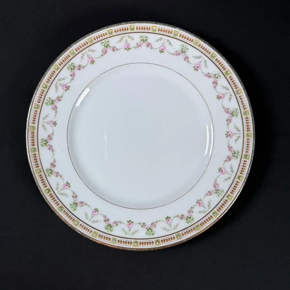 Set of 4 B&C France Plates - L. Bernardadd & co Limoges 8,5